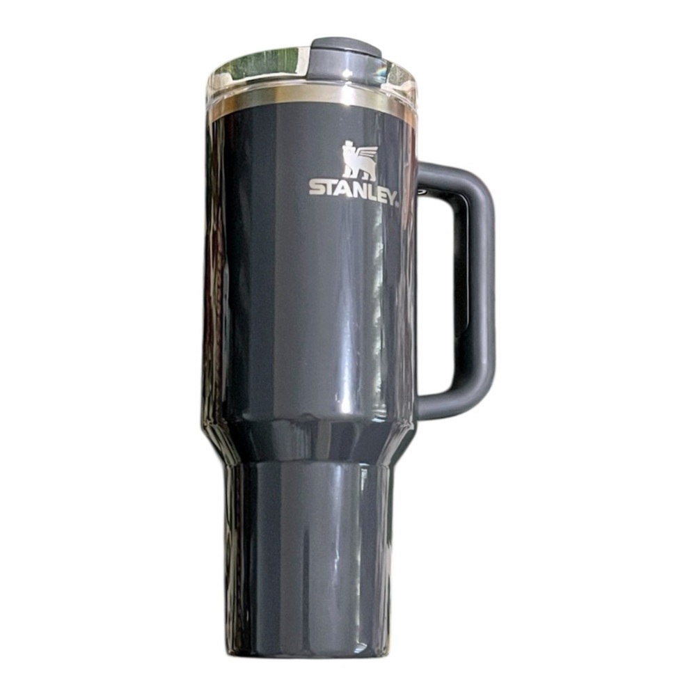 NEW Stanley 40 oz e.l.f. FlowState Quencher H2.0 Crystal Clear Night - Picture 3 of 7